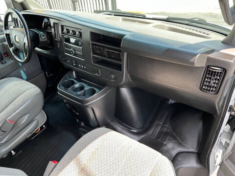 2020 Chevrolet Express 2500