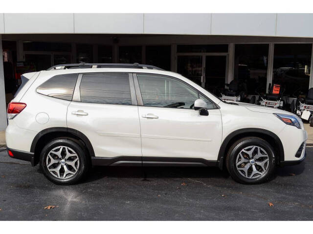 2022 Subaru Forester for sale at EARL DUFF PRE-OWNED CENTER in Harriman, TN