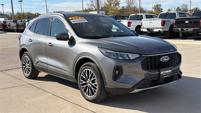 2023 Ford Escape Plug-In Hybrid