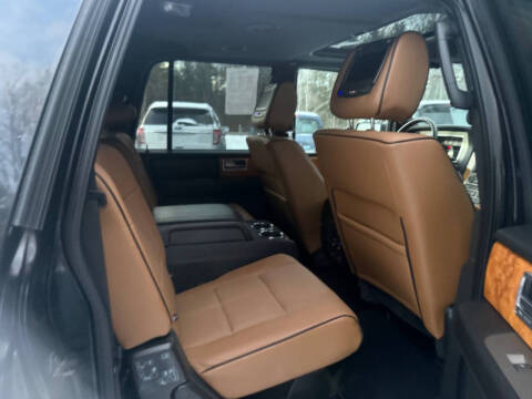 2011 Lincoln Navigator L