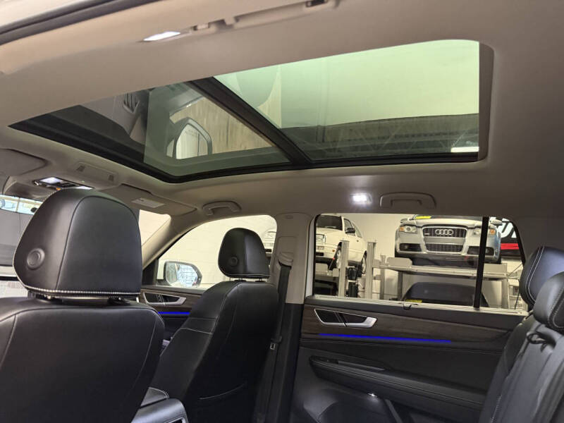 2024 Volkswagen Atlas SEL 4Motion