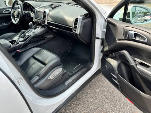 2016 Porsche Cayenne