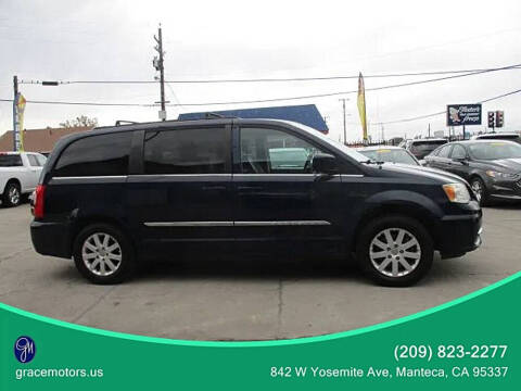 2014 Chrysler Town and Country Touring