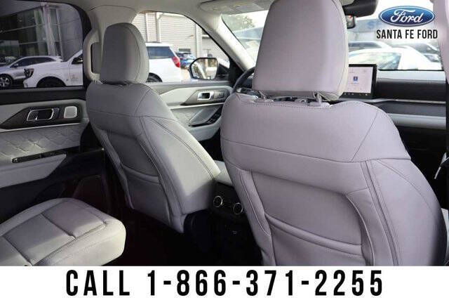 2026 Ford Explorer Platinum