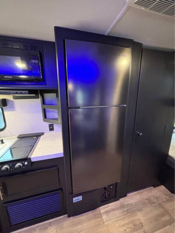 2021 Forest River Cherokee Grey Wolf