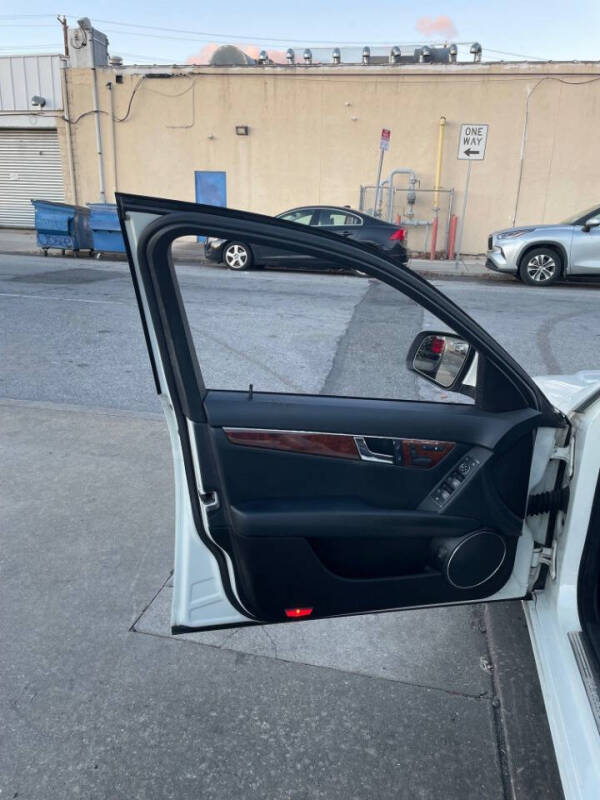 2009 Mercedes-Benz C-Class C 300 Sport 4MATIC