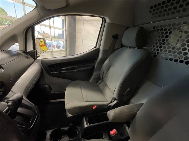 2017 Nissan NV200 SV