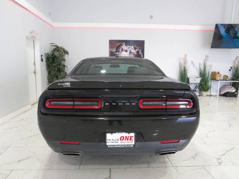 2019 Dodge Challenger SXT