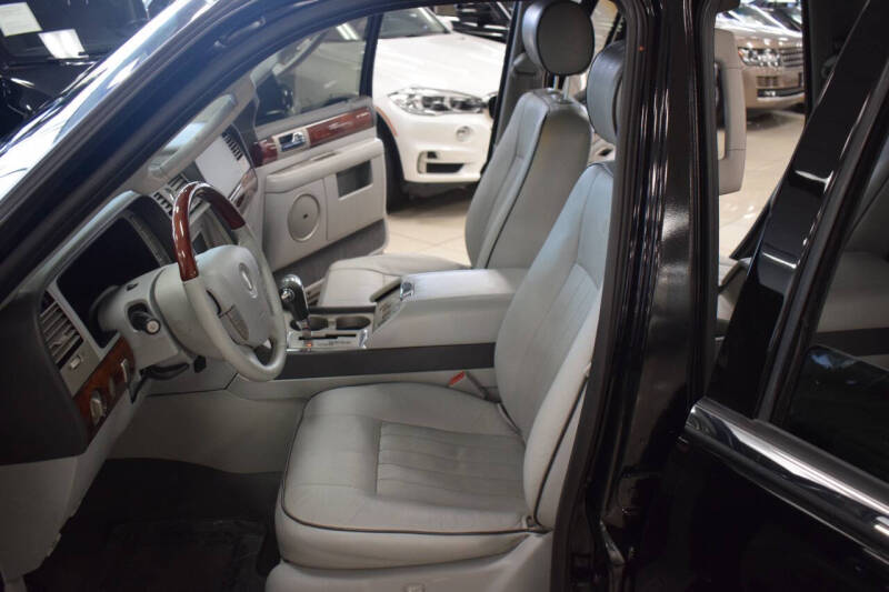 2006 Lincoln Navigator Luxury