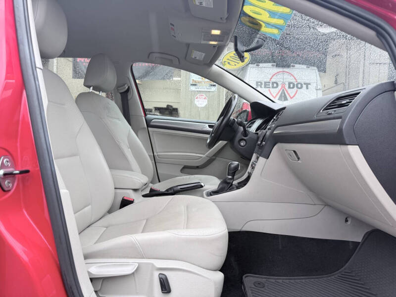 2015 Volkswagen Golf TSI S