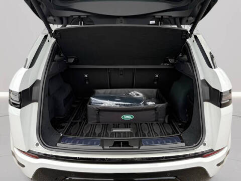 2025 Land Rover Range Rover Evoque P250 Dynamic SE