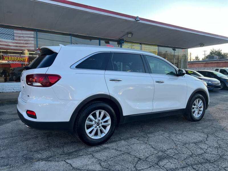 2019 Kia Sorento LX