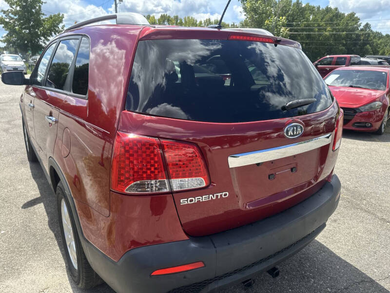 2011 Kia Sorento LX