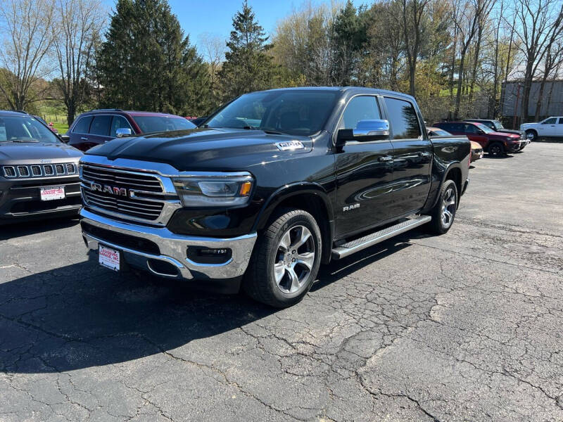 Used 2019 RAM Ram 1500 Pickup Laramie with VIN 1C6SRFJT8KN504481 for sale in Cuba City, WI