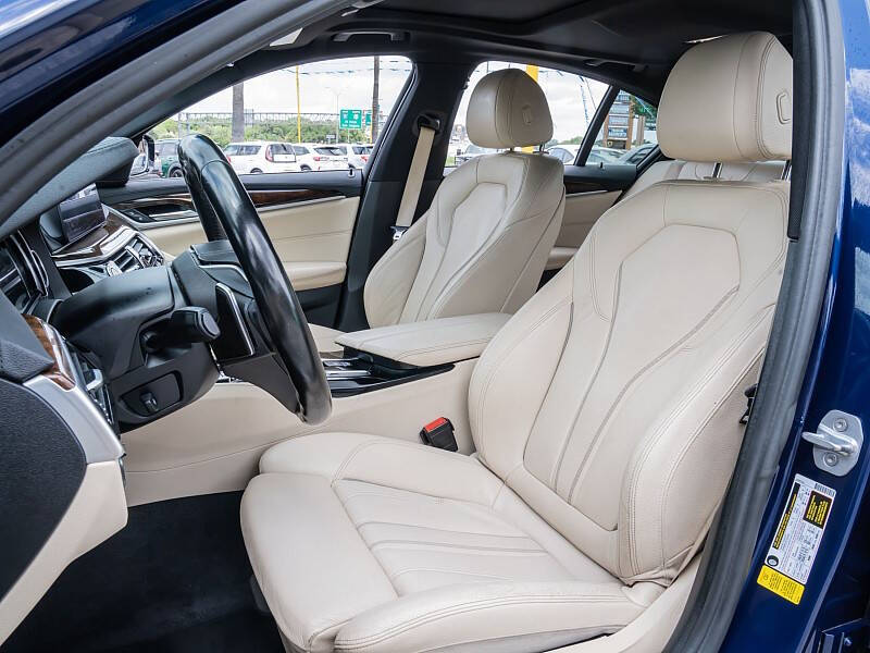 2017 BMW 5 Series 530i