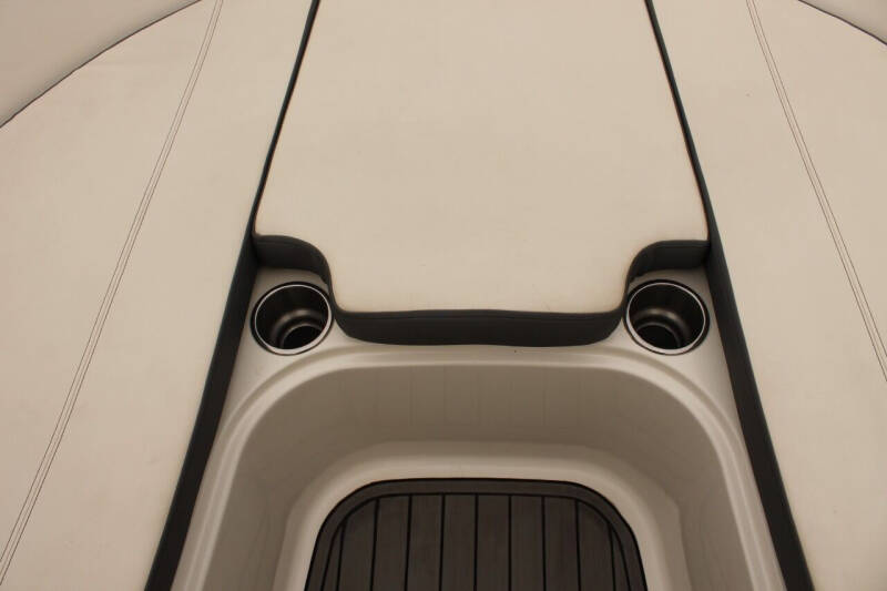 2018 Bayliner VR5 Bowrider