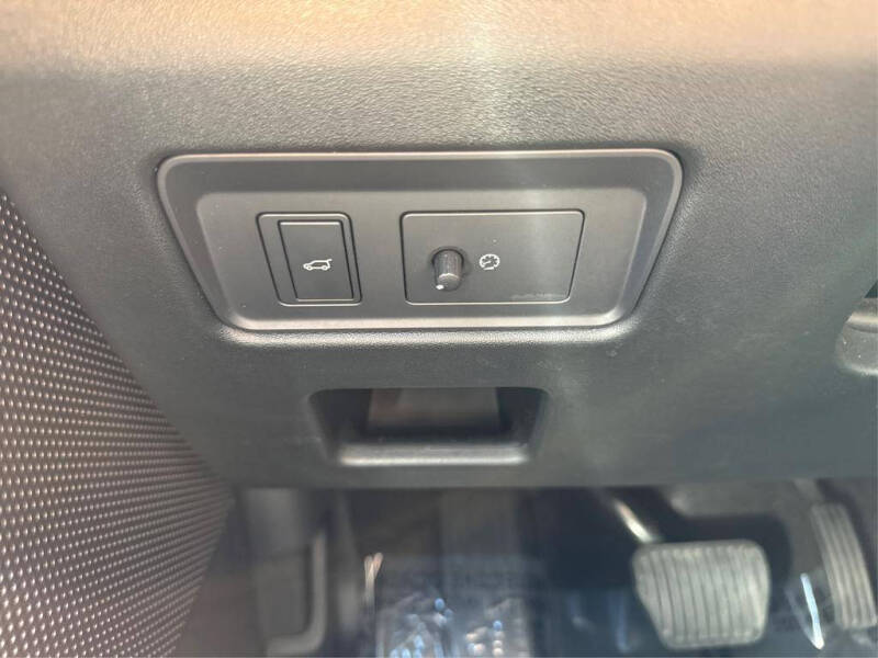 2017 Land Rover Discovery SE