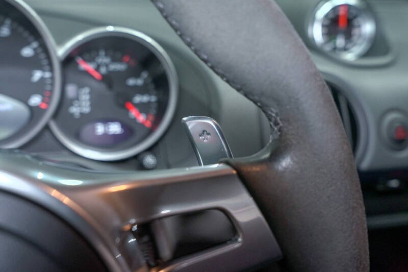 2012 Porsche Cayman R