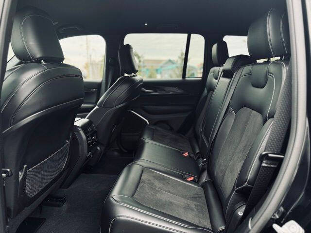 2022 Jeep Grand Cherokee Altitude