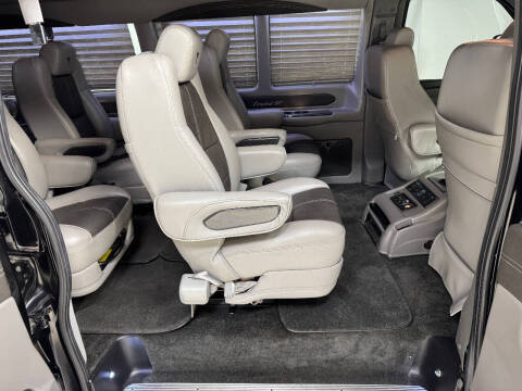 2017 Chevrolet Express 2500