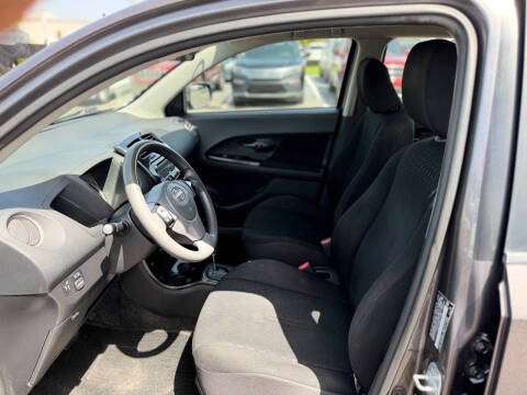 2008 Scion xD