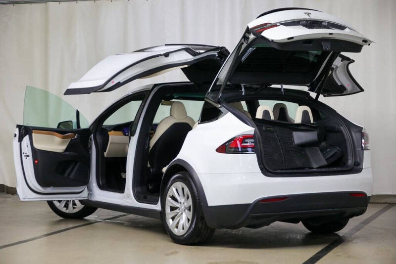2021 Tesla Model X Performance