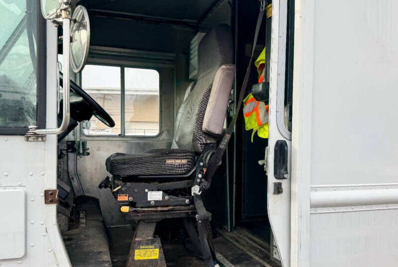 2017 Ford Stripped Chassis