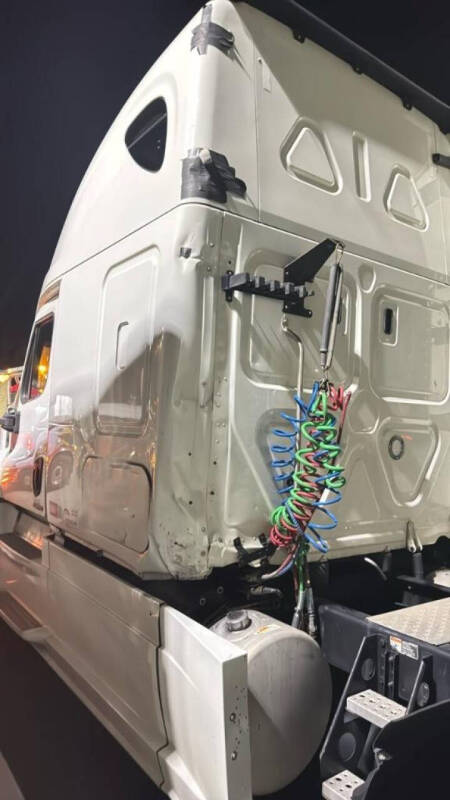 2018 Freightliner Cascadia