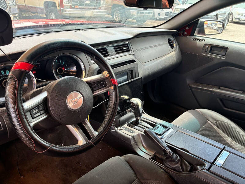 2013 Ford Mustang V6