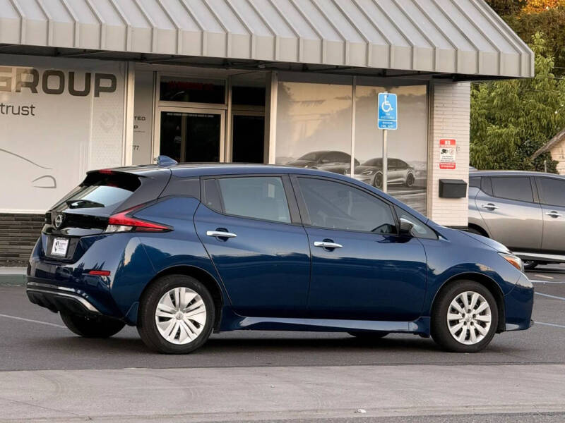 2023 Nissan LEAF S