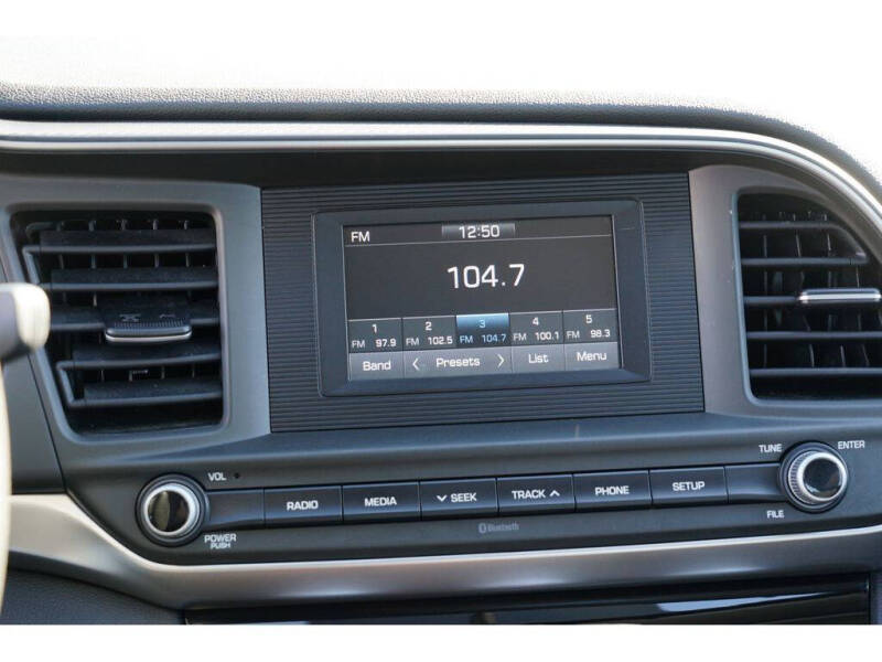 2019 Hyundai Elantra