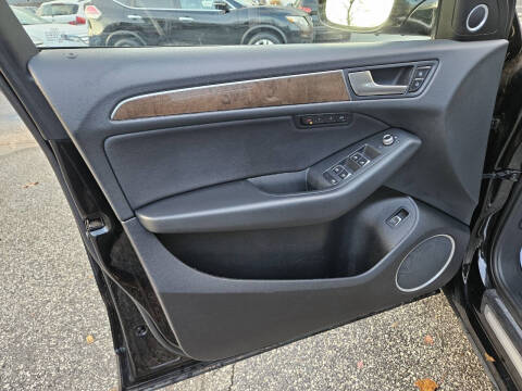 2016 Audi Q5 2.0T quattro Premium Plus