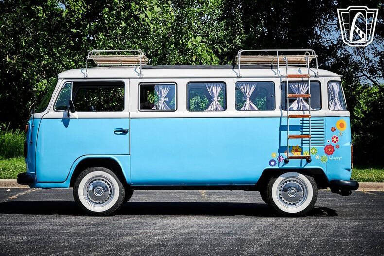 1990 Volkswagen Bus