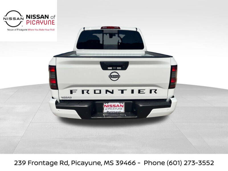 2026 Nissan Frontier SV