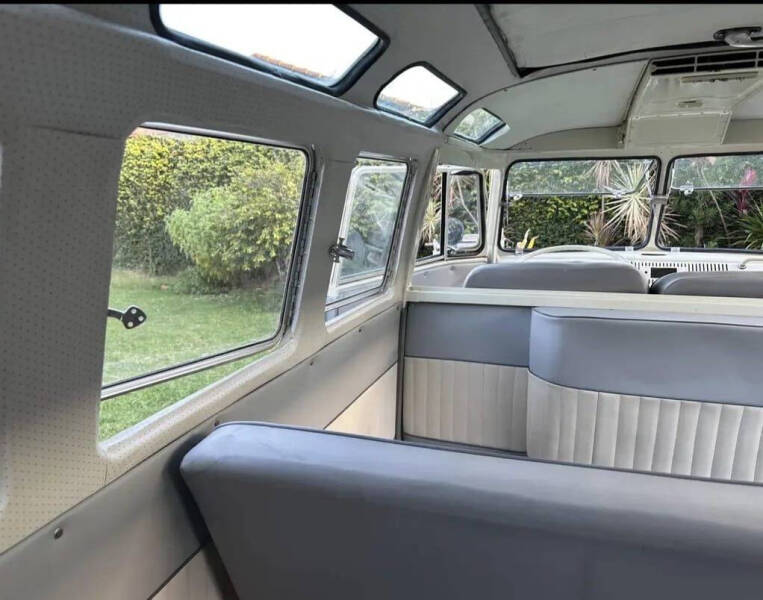 1975 Volkswagen Bus