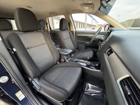 2018 Mitsubishi Outlander ES