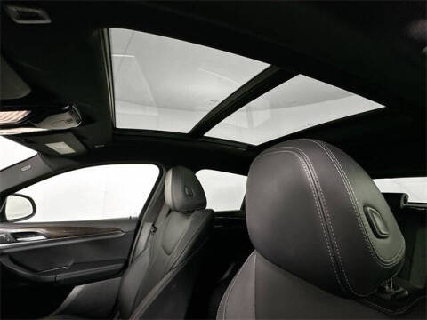 2024 BMW X4 xDrive30i