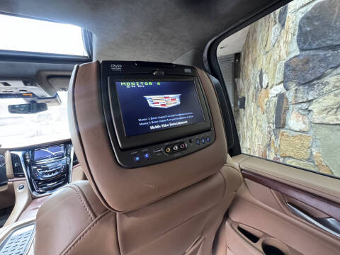 2017 Cadillac Escalade ESV Platinum
