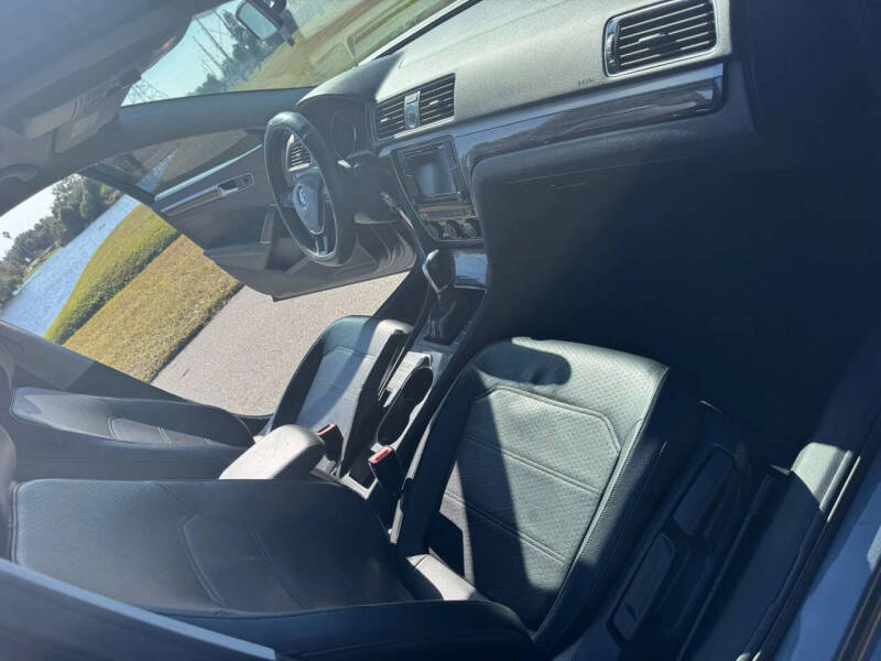 2016 Volkswagen Passat