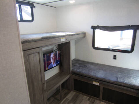 2022 Keystone RV Zinger Series 328SB