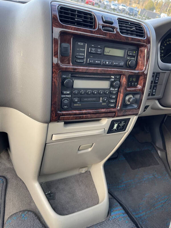 1997 Toyota Granvia