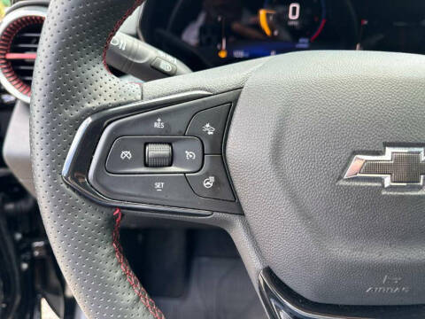 2025 Chevrolet Trax RS