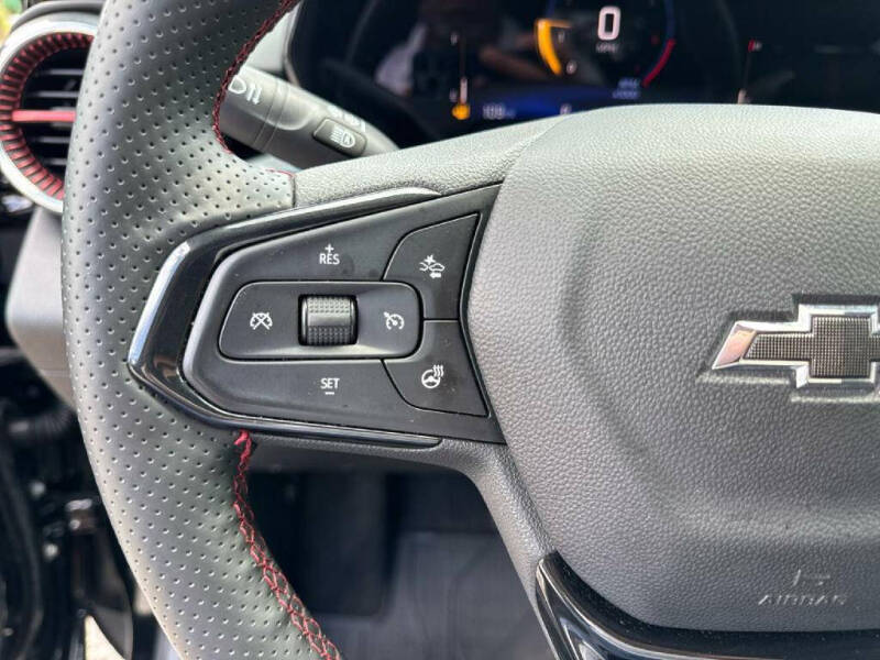 2025 Chevrolet Trax RS