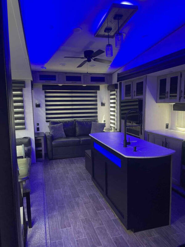 2022 Forest River ARCTIC WOLF