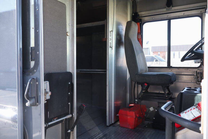 2020 Freightliner MT45 Chassis