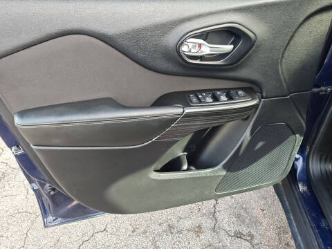 2014 Jeep Cherokee Sport