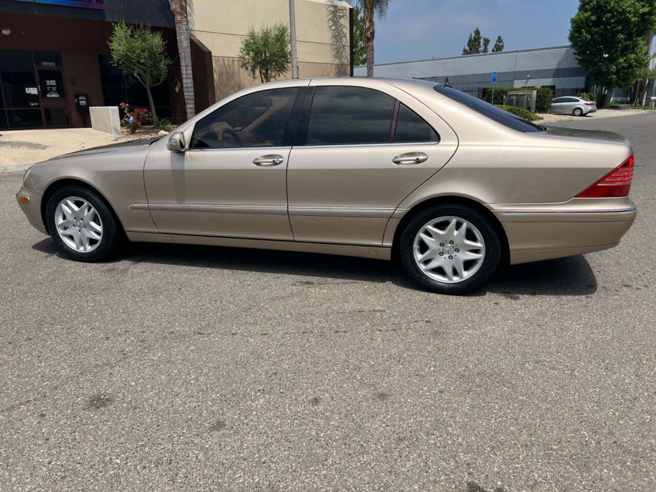 2006 Mercedes-Benz S-Class for sale at ZRV AUTO INC in Brea, CA