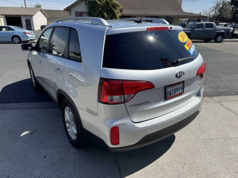 2014 Kia Sorento LX