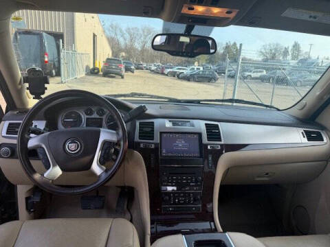 2013 Cadillac Escalade Luxury