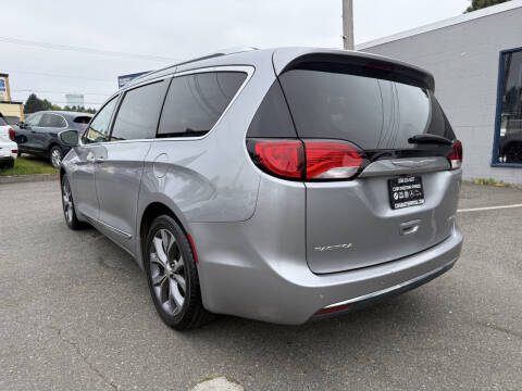2017 Chrysler Pacifica Limited